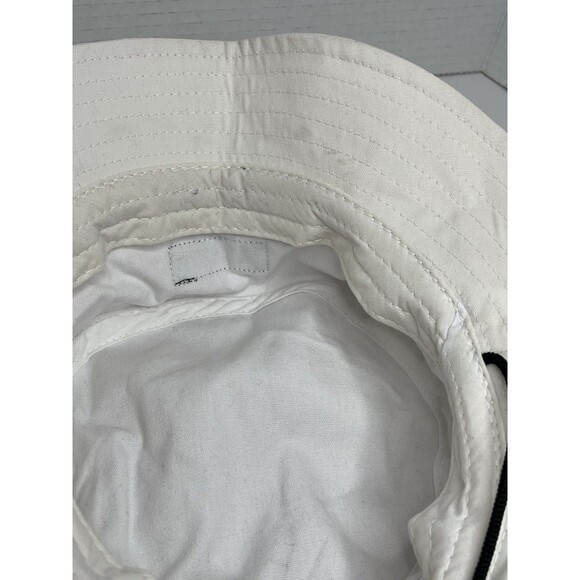 Chinatown Market White Bucket hat - Picture 4 of 6